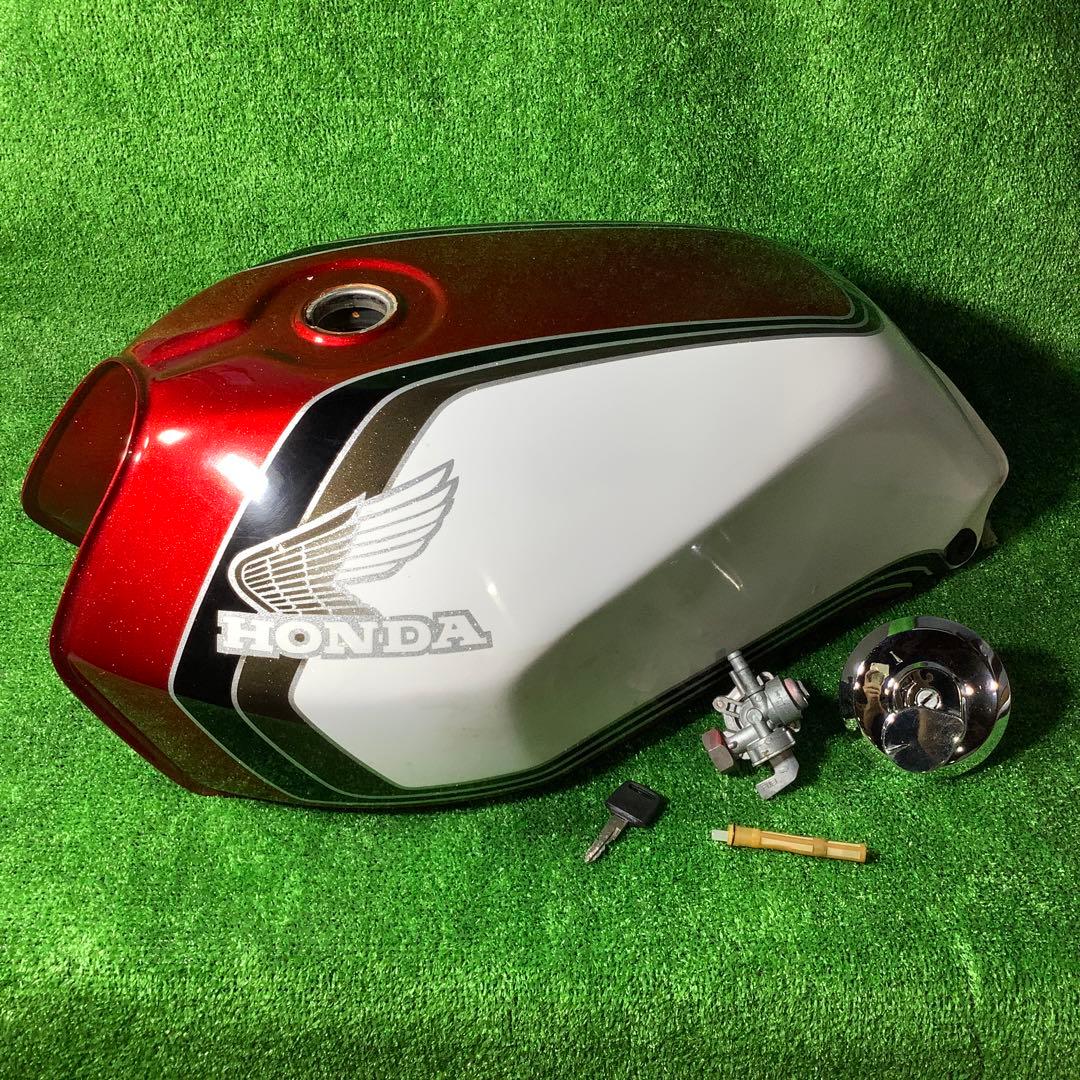 A*2様 CBX400F　CBX550F　PC04型　タンクセット　キャプ・コッ