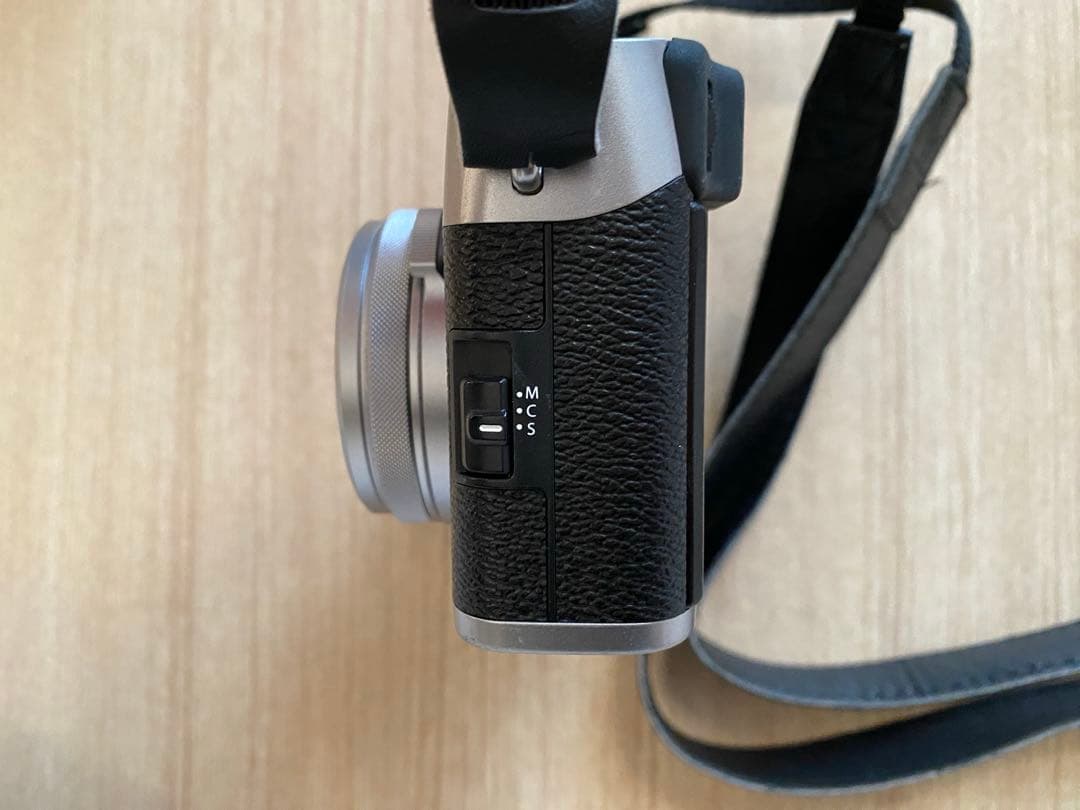 Fujifilm X100F 本体レンズ箱付き　説明書付き