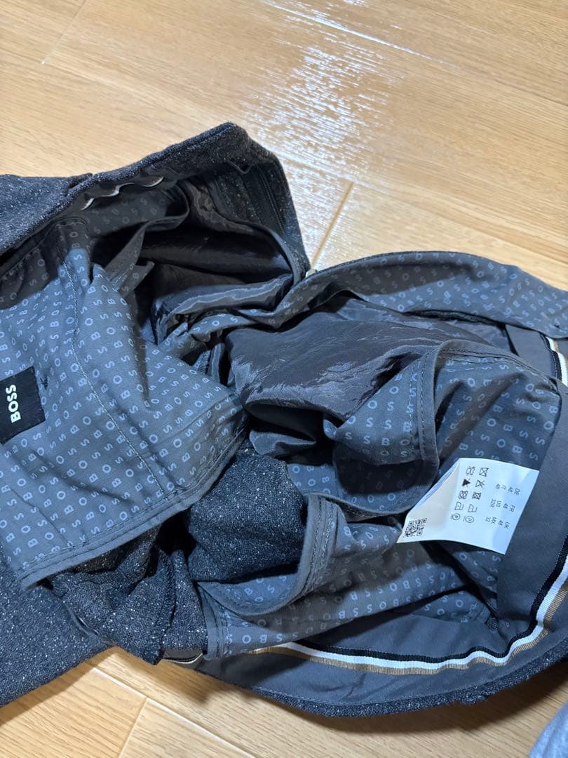 未使用に近い　ヒューゴボス　ウールツイード　ホームスパン