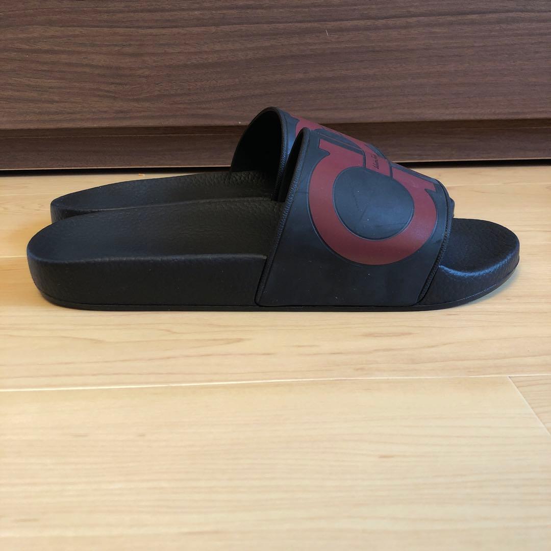 【新品未使用】フェラガモ　GROOVE ラバーサンダル　サイズ7