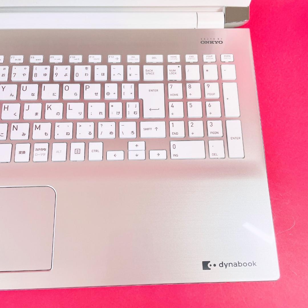 Corei7✨️ゴールド薄型ノートパソコン✨️ブルーレイ！SSD512GBカメラ付き