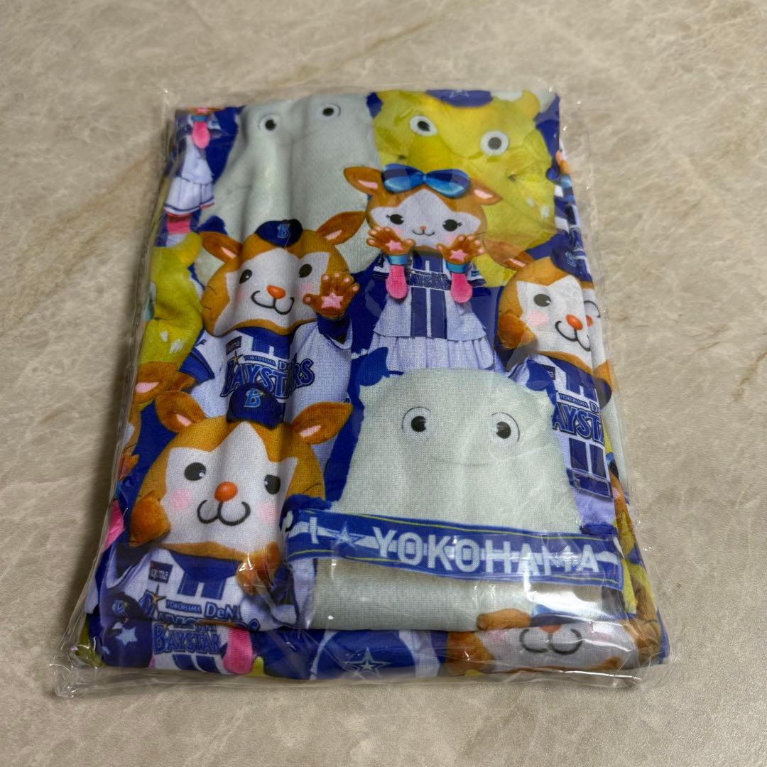 横浜DeNAベイスターズ 実写総柄ベイスボールシャツ