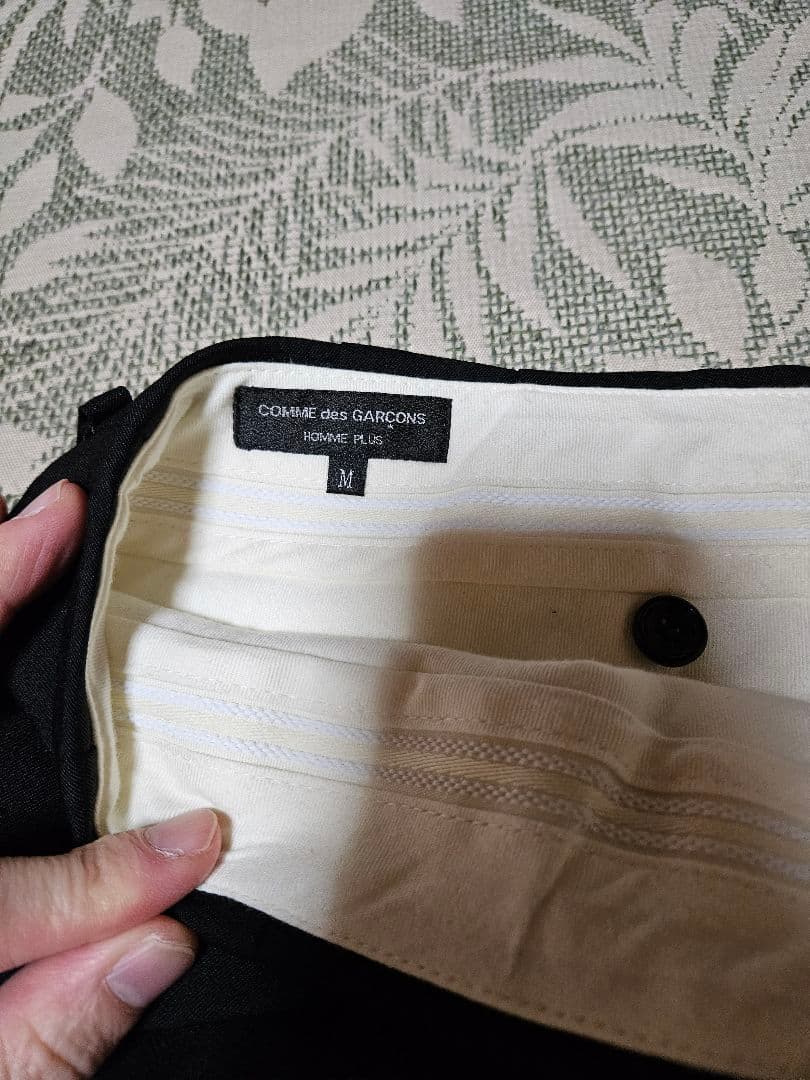 コムデギャルソン　オム　プリュスウールギャバジン 2タックパンツ