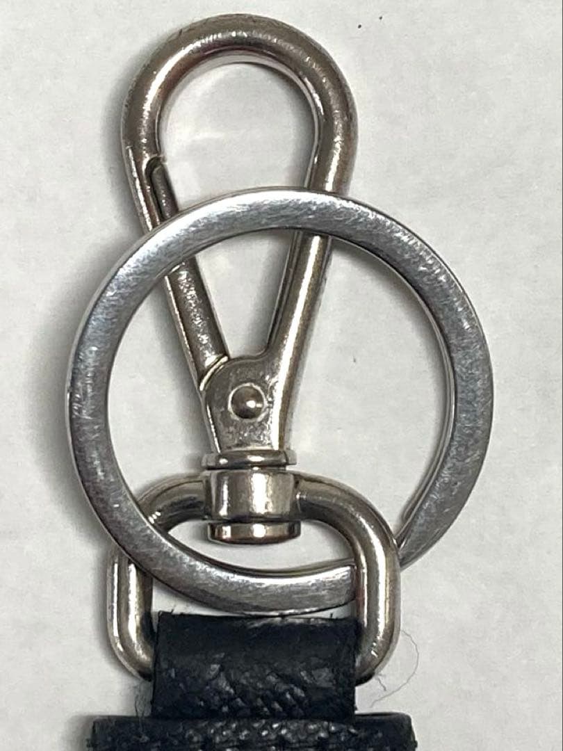 PRADA プラダ　サフィアーノ　シルバー金具　キーホルダー　キーリング