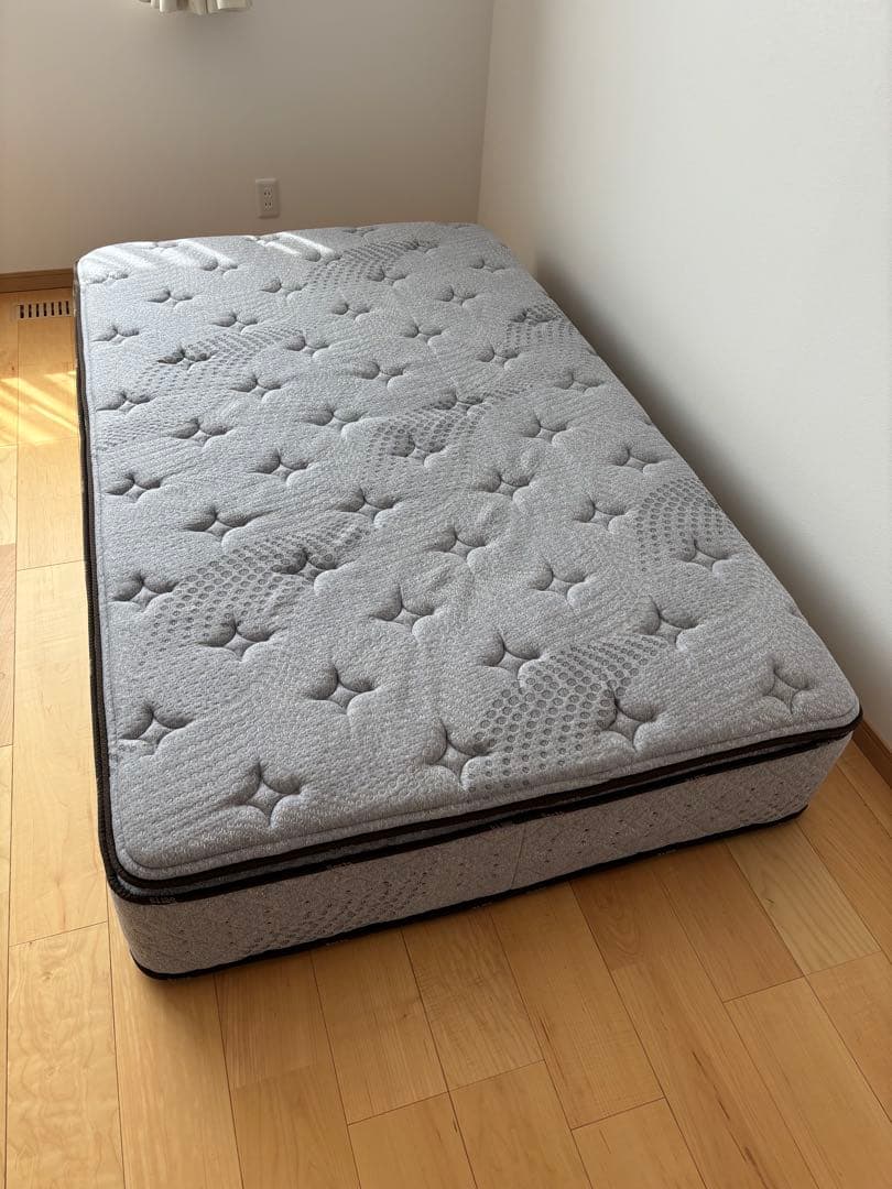 サータ　ライトブリーズ72 PS7.7 セミダブル