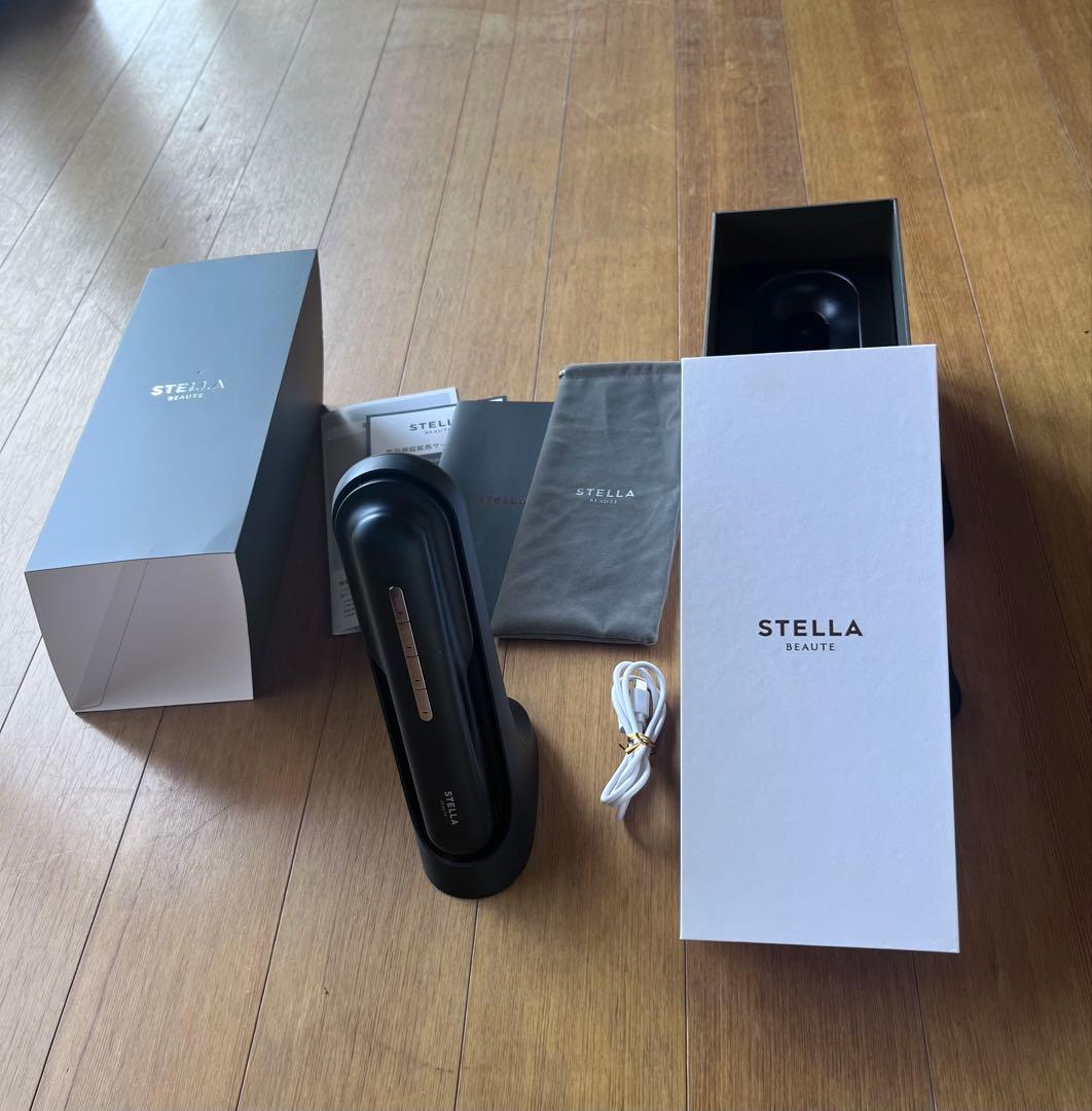 STELLA BEAUTE レーザー&EMSリフトブラシ PRO グレー