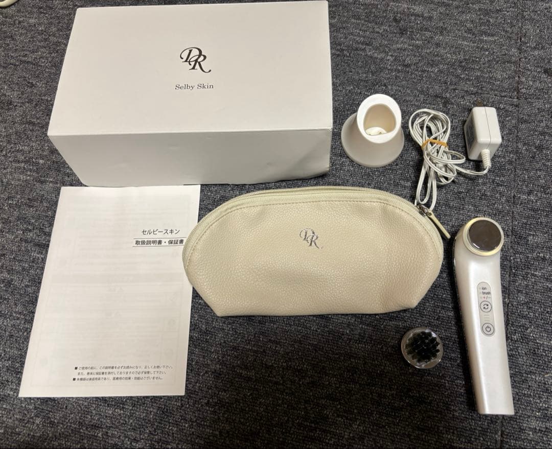 ドクターリセラ　セルビースキン　美顔器