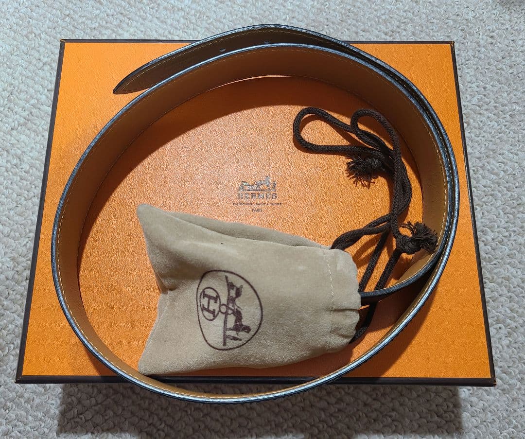 HERMES ブラック ベルト Hロゴバックル