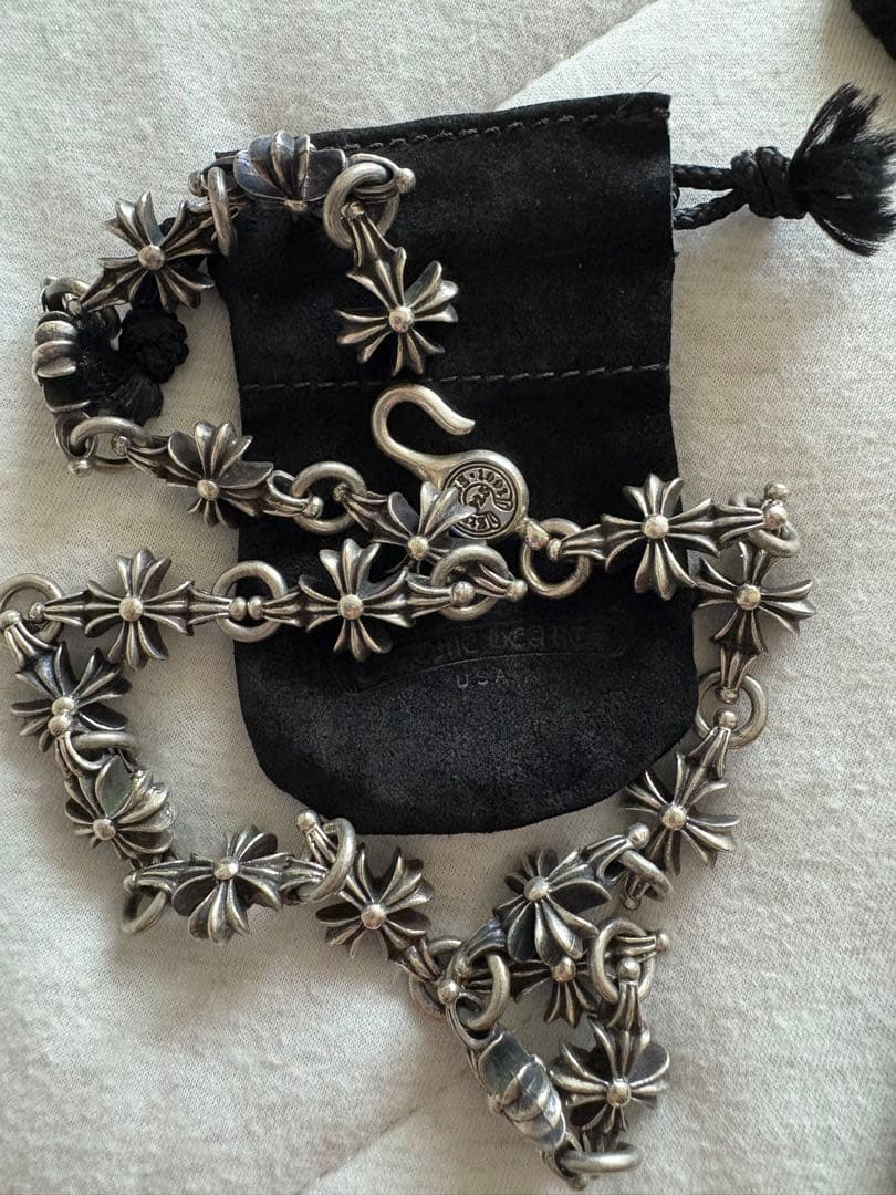 シルバー フラワーモチーフ ウォレットチェーン