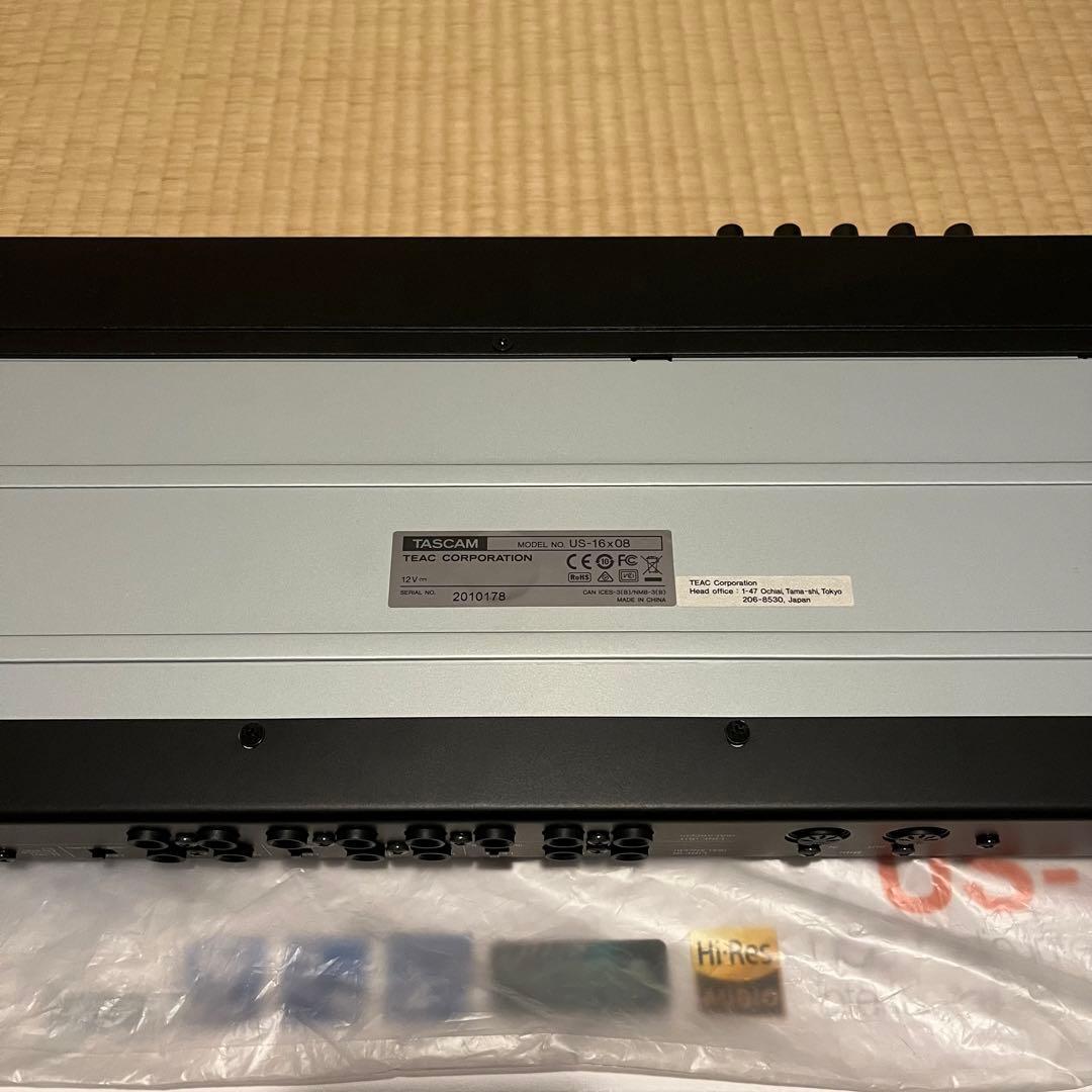 TASCAM US-16x08 オーディオインターフェイス