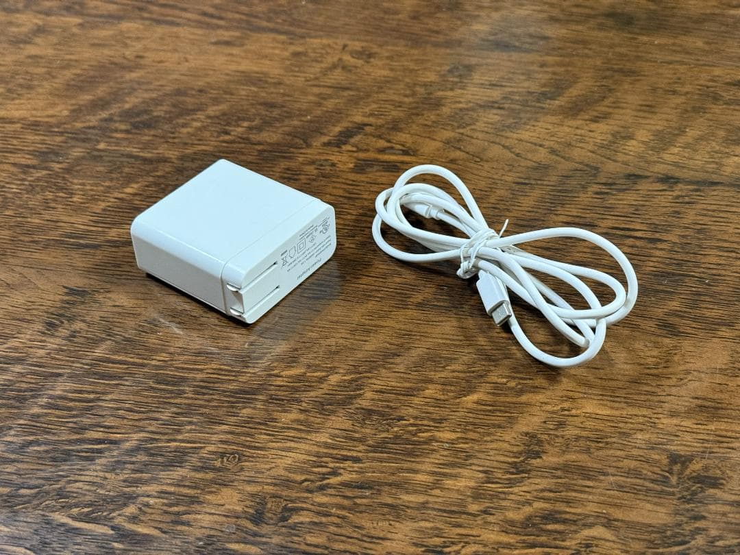 【極美品】CHUWI MiniBook Core m3-8100Y／8／256