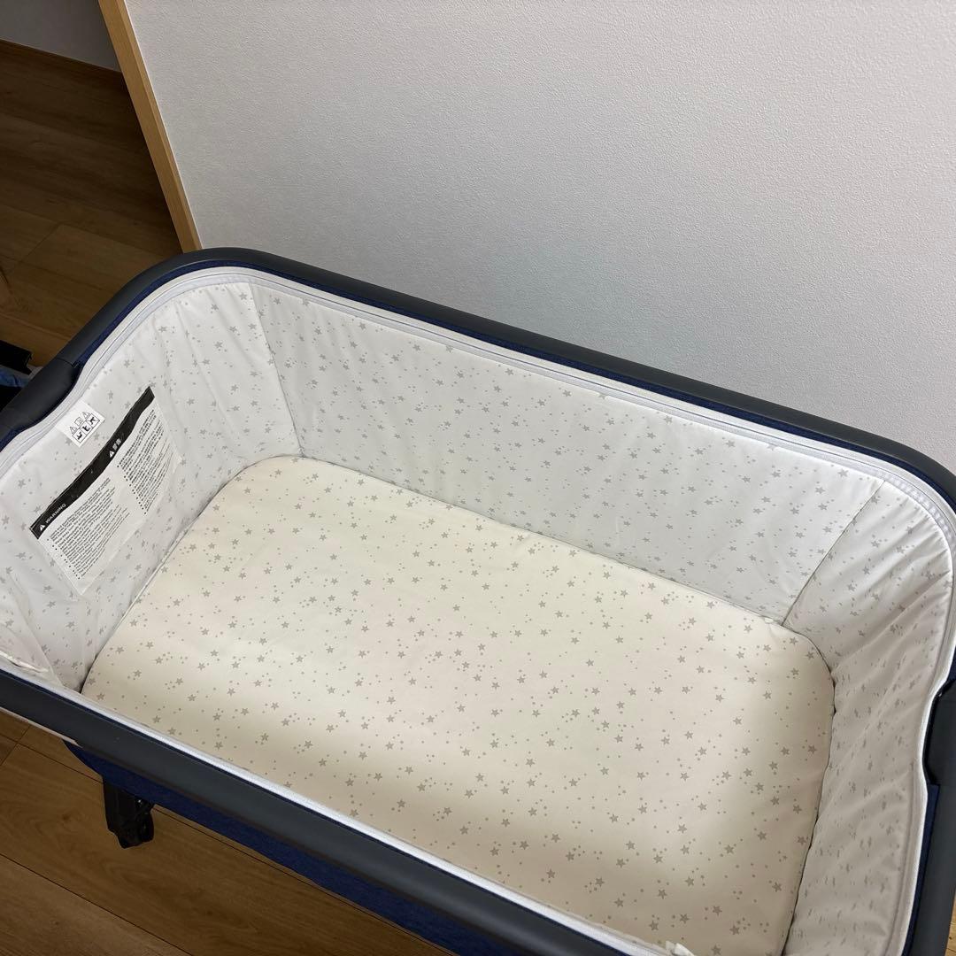 HZDMJ ベビーベッド 紺色　持ち運び 折りたたみ