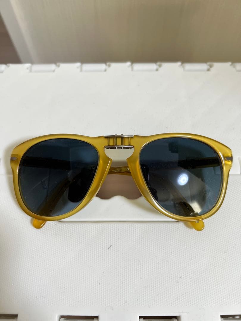 ブラピ着同型同色レア　ペルソールサングラス