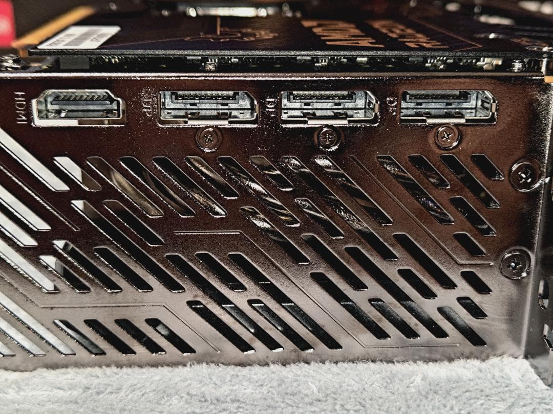 ★Zero★ RX 9070 XT Taichi 16GB OC