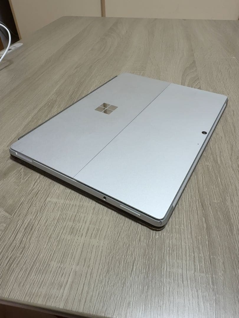 ふ*読様 Surface 1983 256GB Surface Pro 8