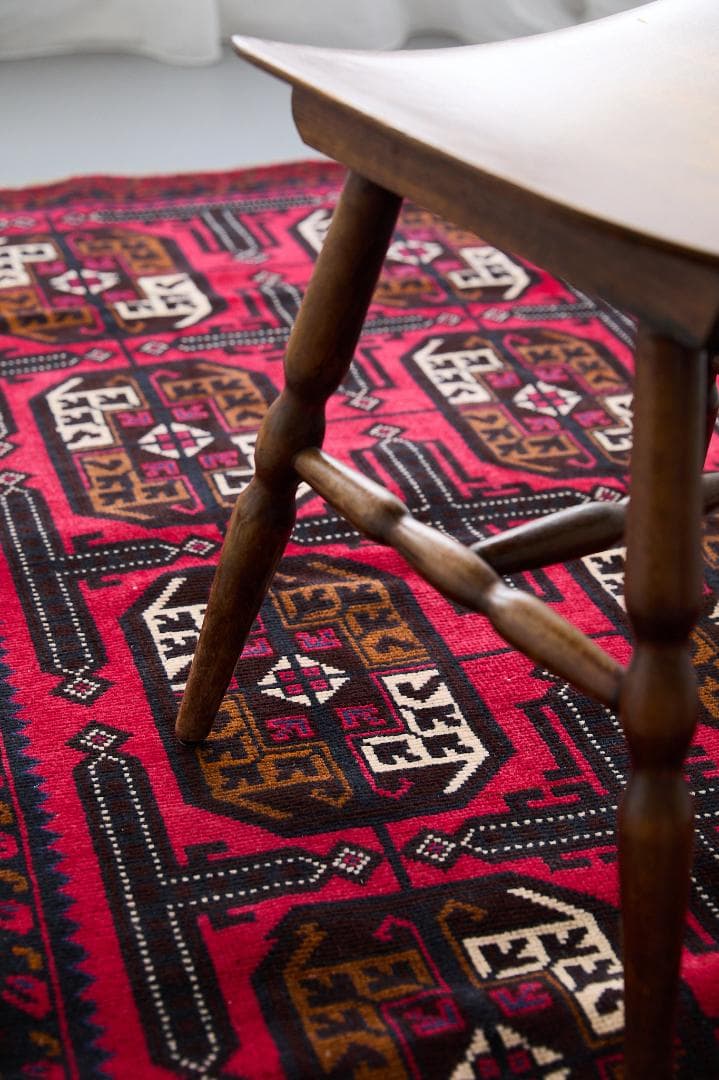 ヴィンテージラグ　トライバルラグ　バルーチ族(199×103cm)茶・赤・紺・黒