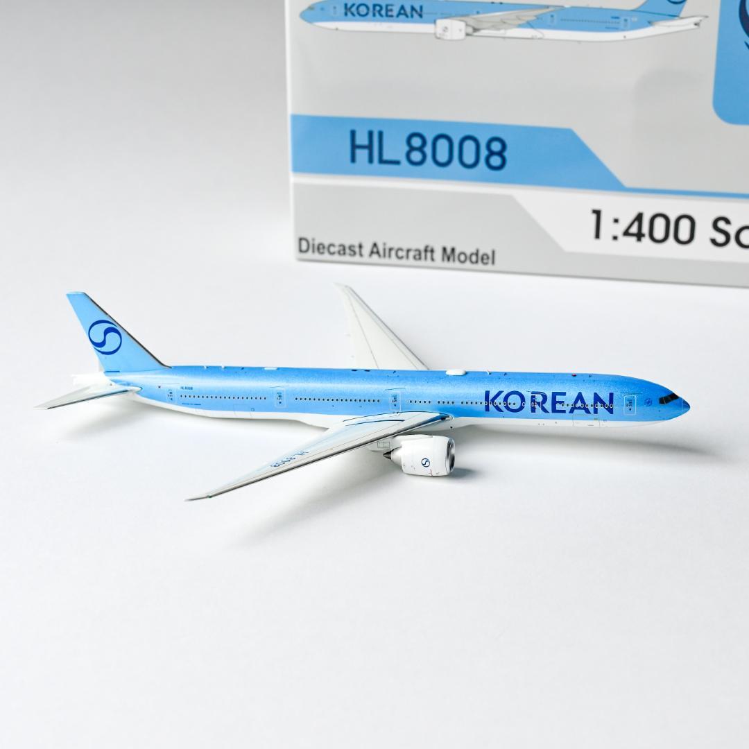 ★猫好きマー君様★大韓航空 B777-300ER 新塗装 ギア着脱可 1/400