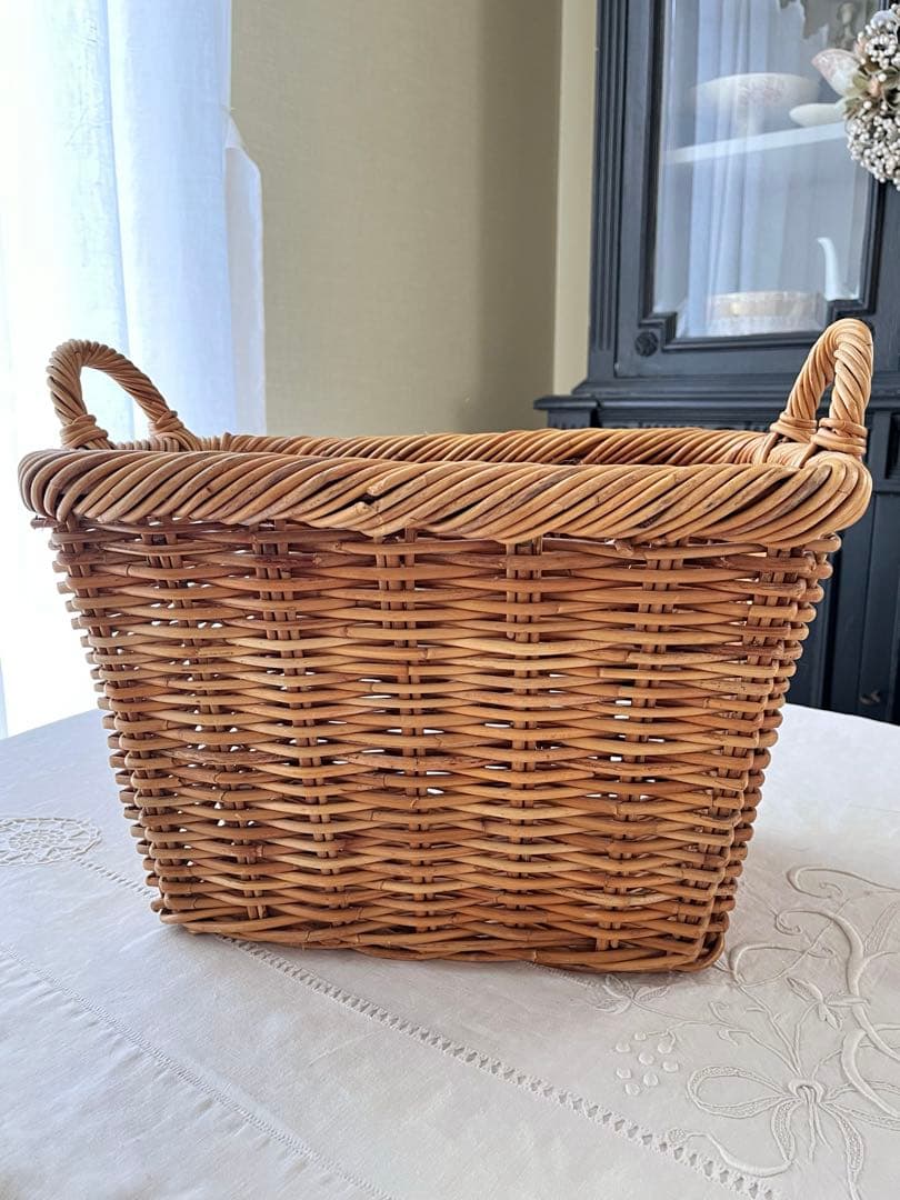 フランスアンティーク 飴色ラタンパニエ スクエア型 バスケット [1976]