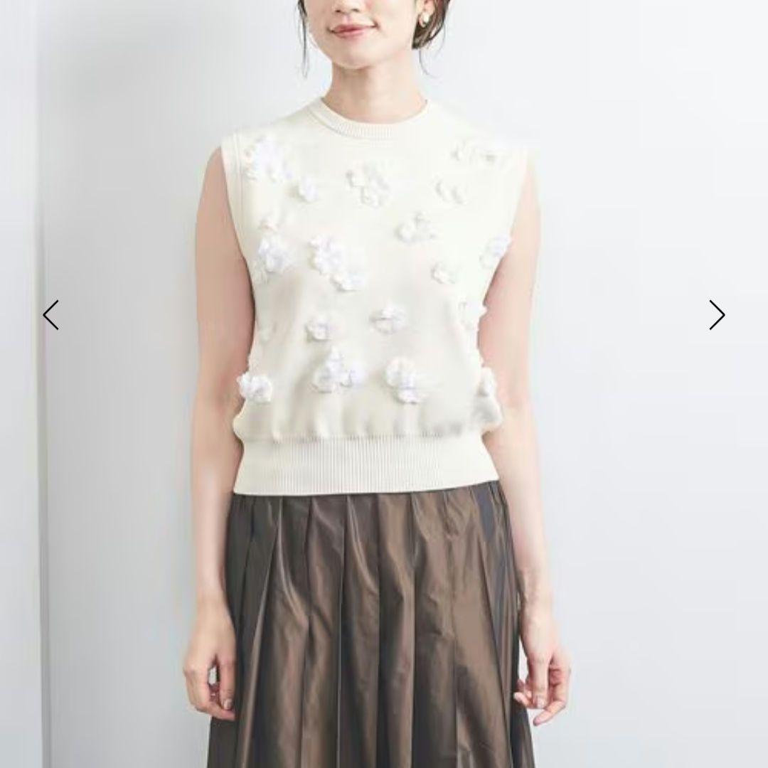 UNITED ARROWS 3D フラワーモチーフ ノースリーブ ニットベスト