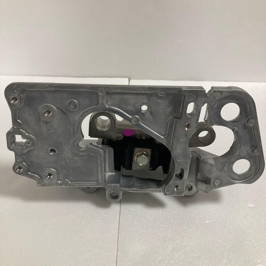 日産純正部品c25 セレナ左インシュレーターエンジンマウントLH