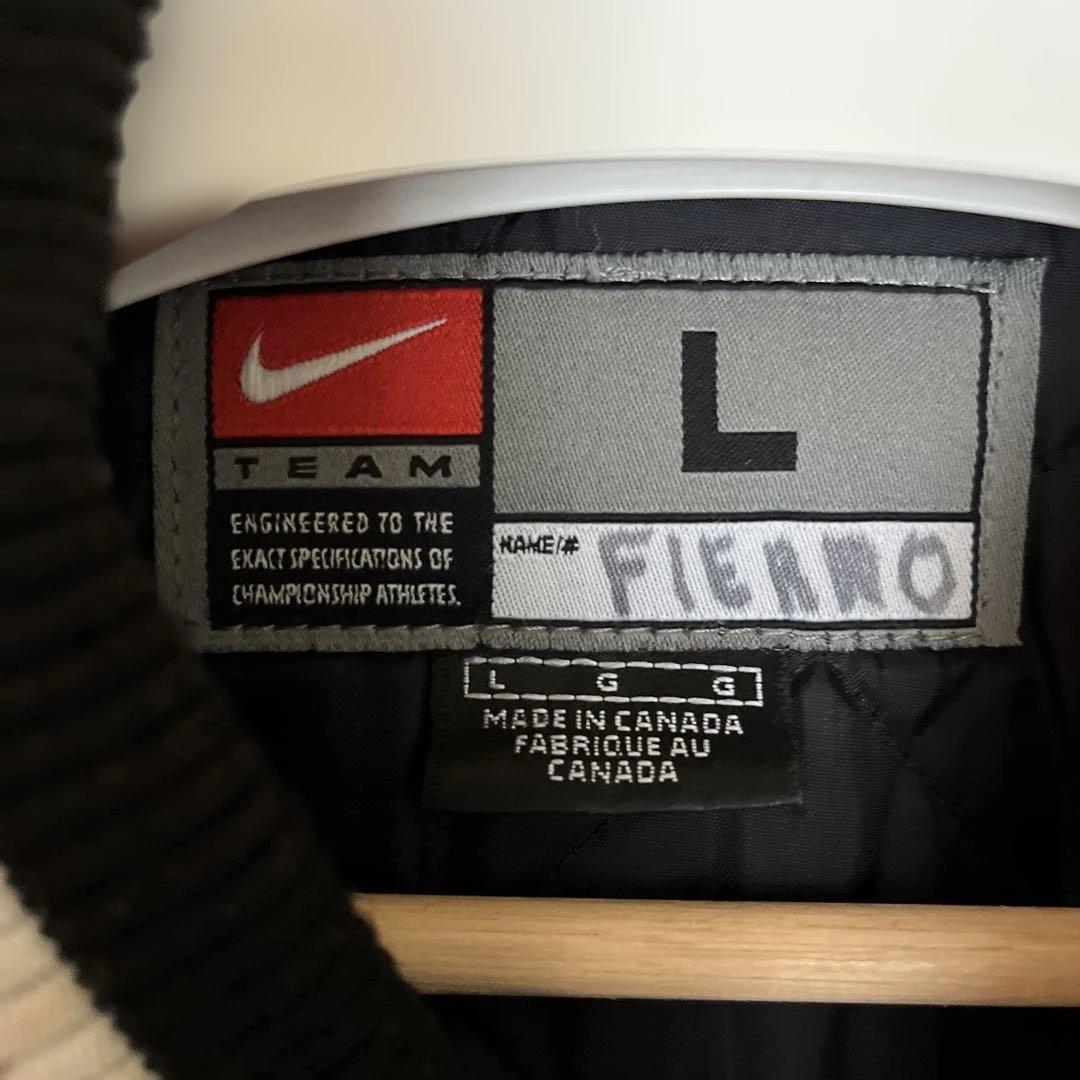 【美品】ナイキ　バーシティジャケット　スタジャン