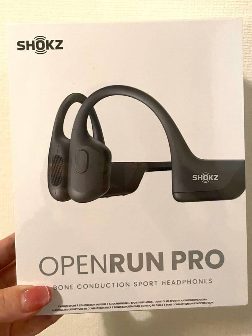 新品　未開封　SHOKZ OPENRUN PRO ブラック 骨伝導イヤホン