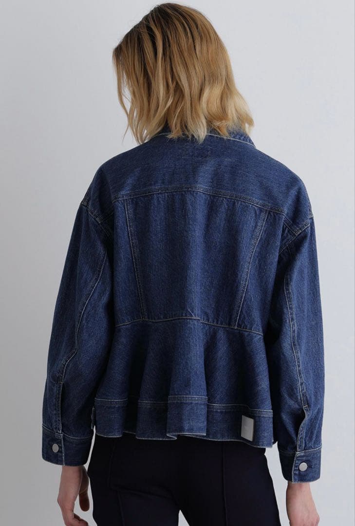 mayumayu570801 様　LE PHIL ぺプラムデニムジャケット 新品