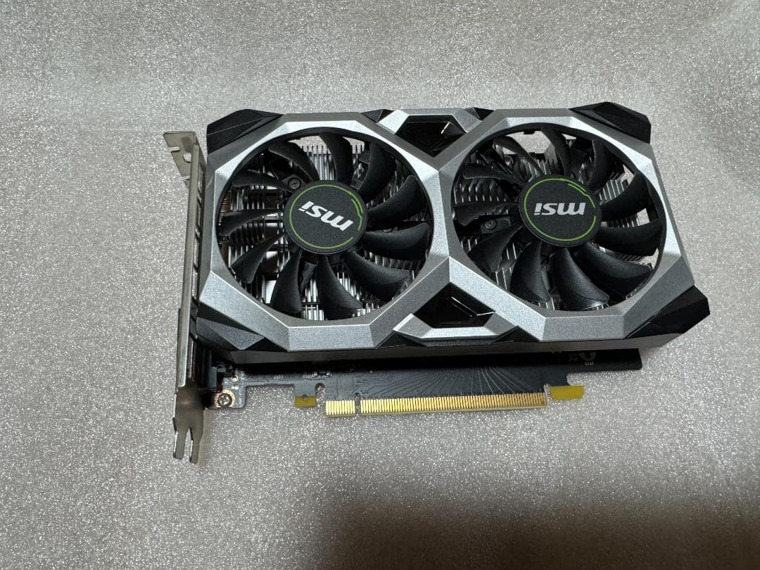 MSI デュアルファン グラフィックボード