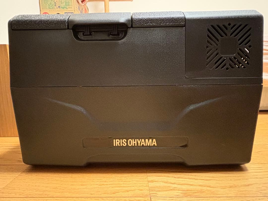 【アイリスオーヤマ】ポータブル冷蔵冷凍庫 IPD-3A-B 大容量 30L