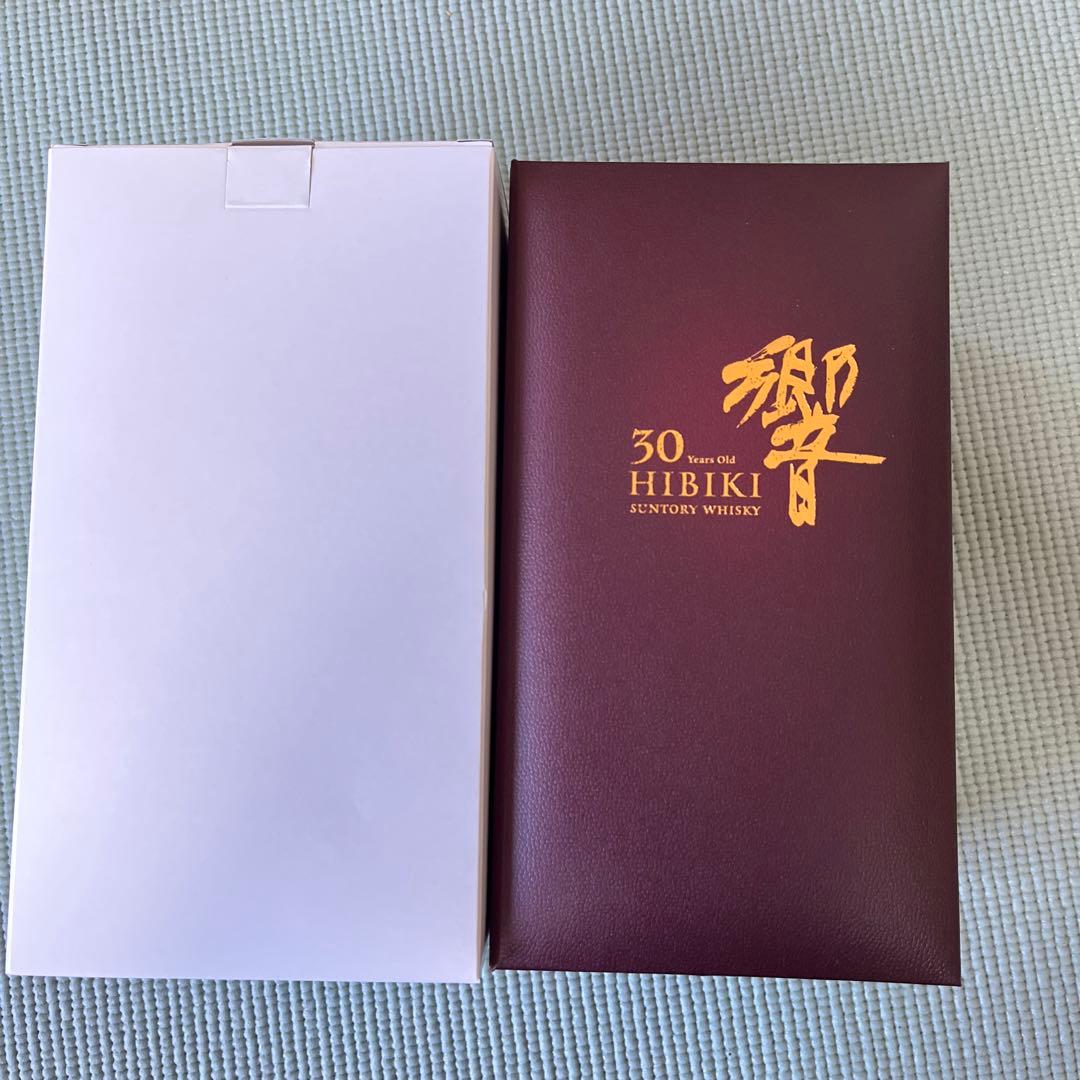 サントリー　響30年　空箱　白箱