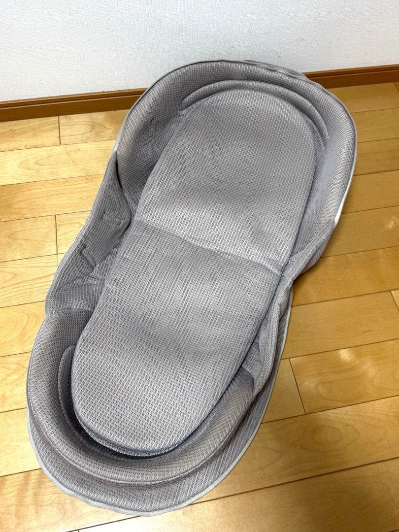 ネオママイズム　ベッドインベッド　折りたたみベッドグレー