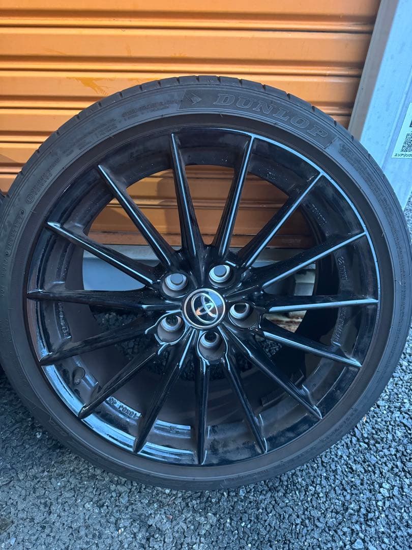 トヨタGRヤリス18インチ タイヤホイール4本セット引き取り歓迎エンケイホイール