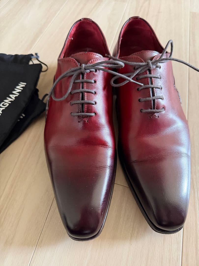 マグナーニレザー ドレスシューズ コニャック サイズ39スペイン製美品
