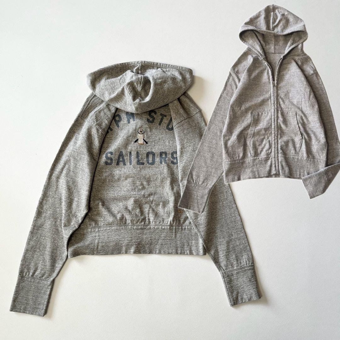 ▼45RPM 葉山ものがたり でこぼこ天竺モントックンプリントの908フーディ