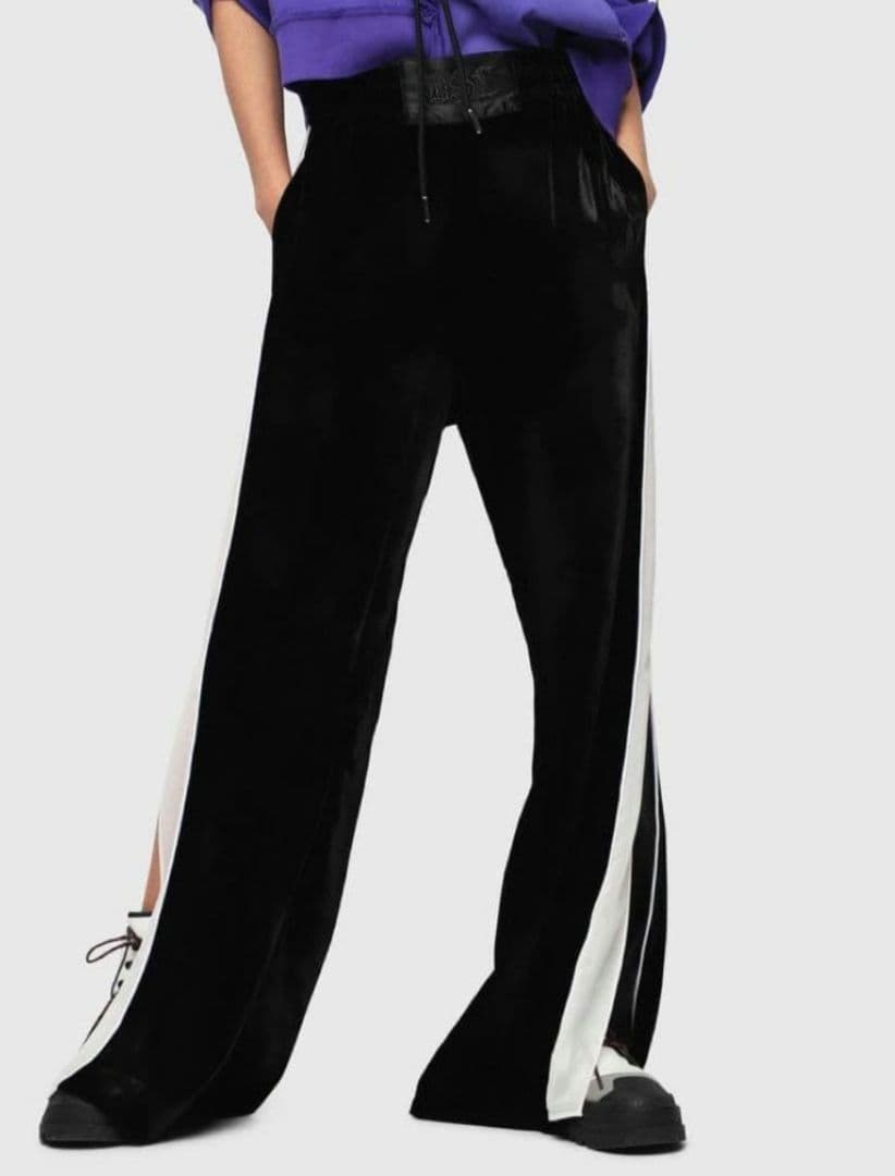 カ*オ様 定価4.6万円 DIESEL サイドスリットパンツ ベルベット シース