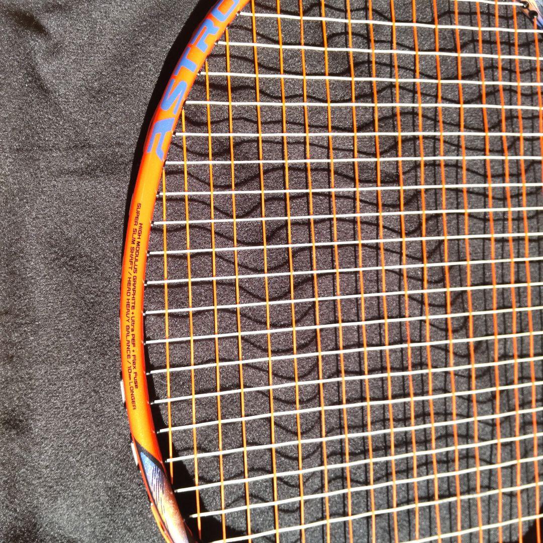 アストロクス77プロ YONEX バドミントンラケット 専用ケース付き