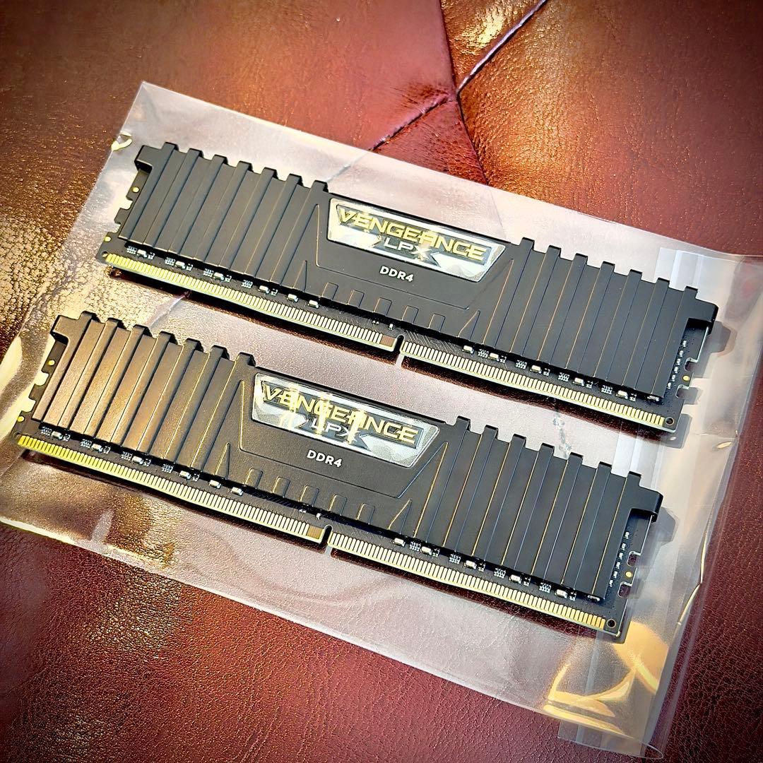 メモリー CORSAIR DDR4-3200 CL16 64GB LPX