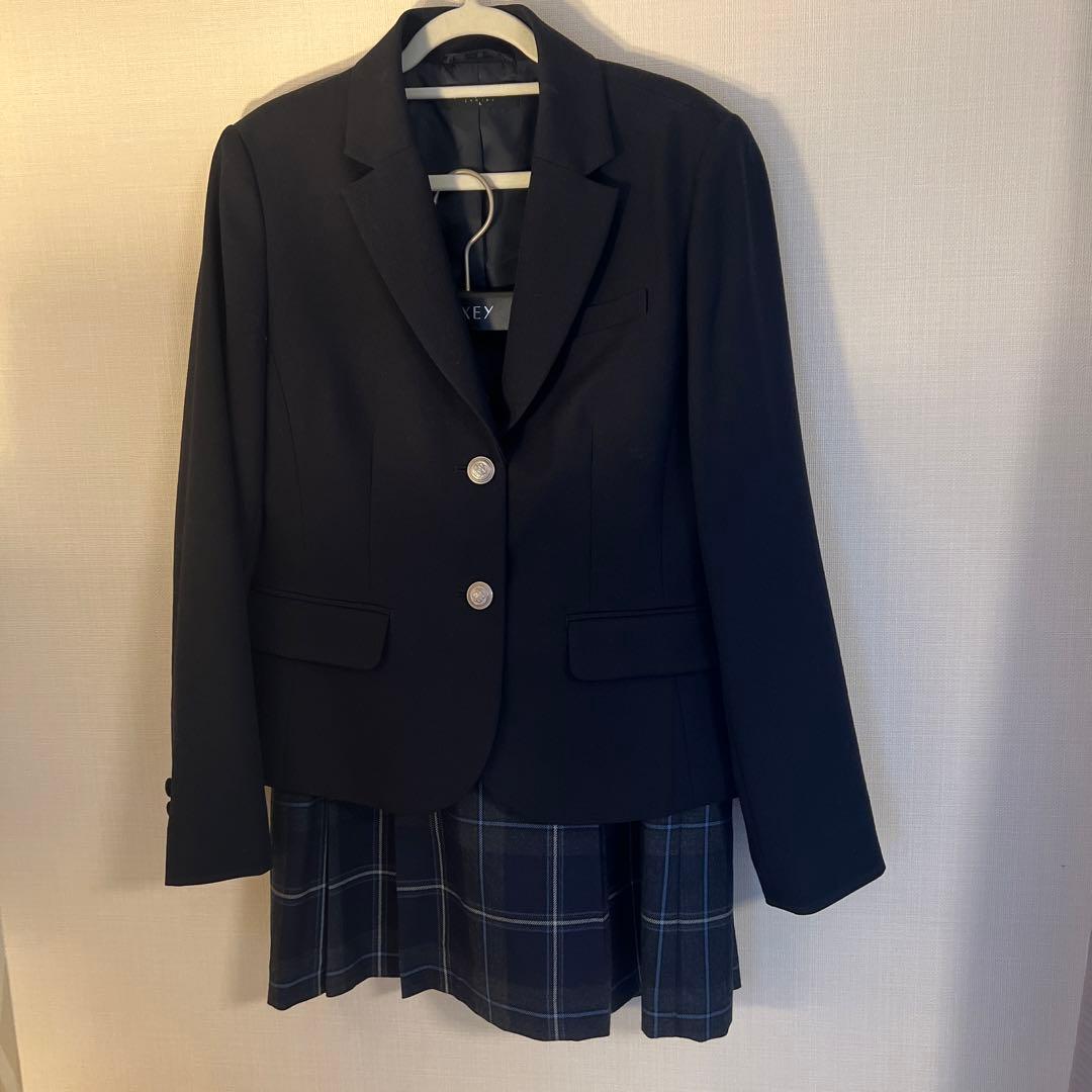 小学校卒業式　ポンポネット　スーツ　160