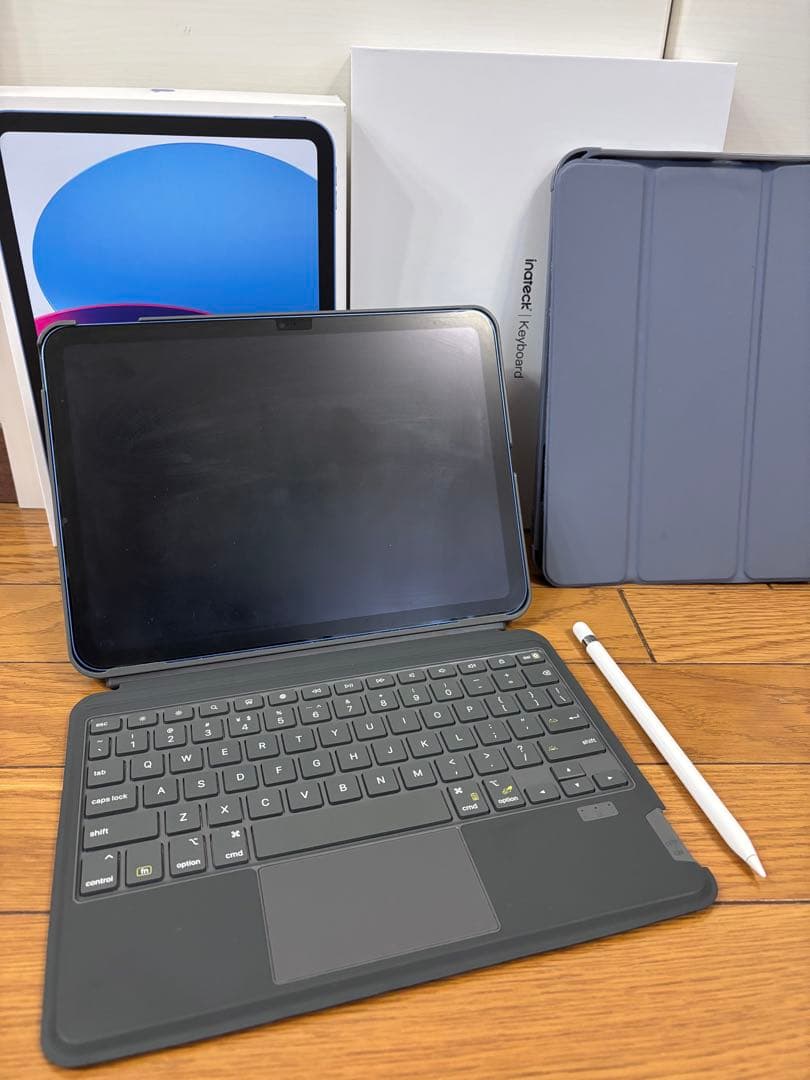 iPad 第10世代 Wi-Fi 64GB ブルー　キーボードケースのセット
