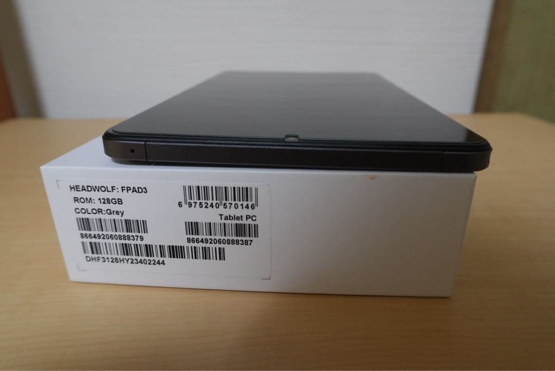 【初期化済・充電器/ケーブル/保護フィルム付】HEADWOLF FPad 3
