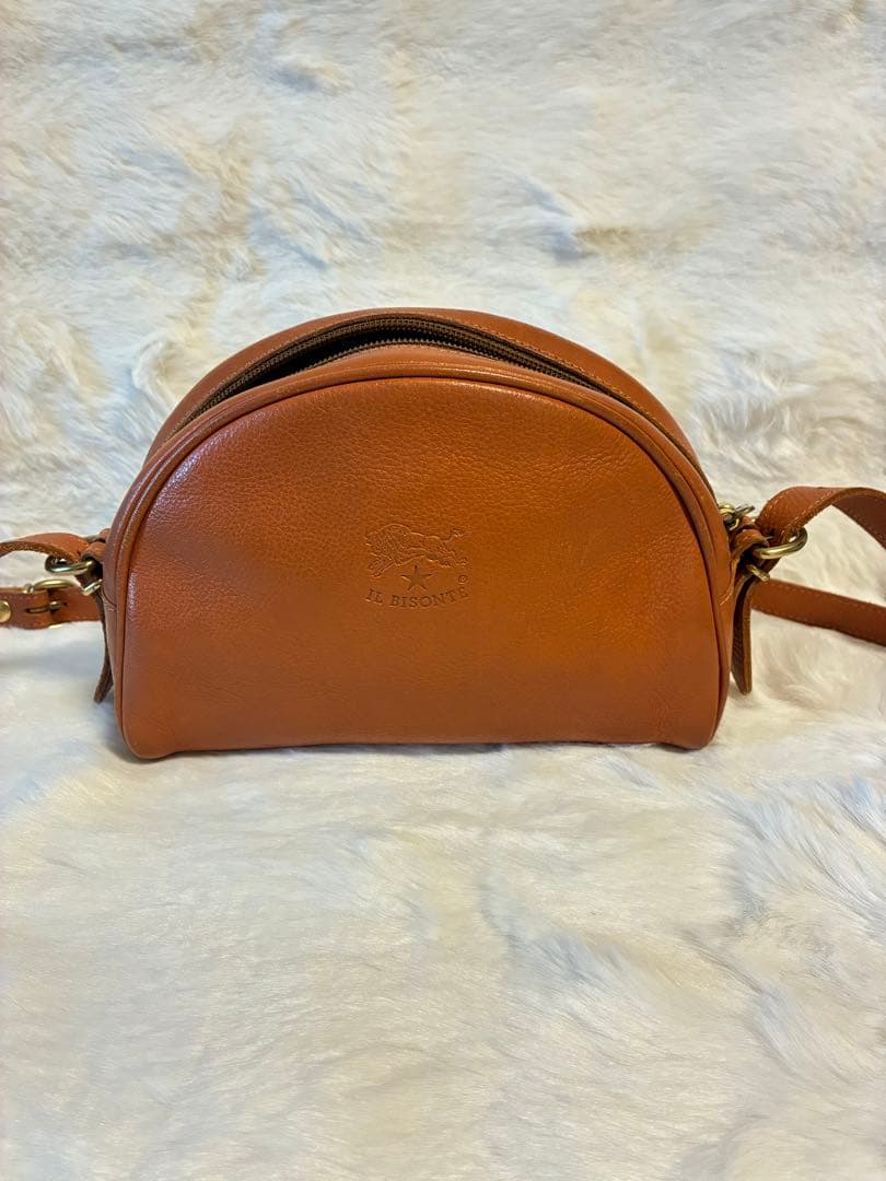 IL BISONTE イルビゾンテ レザーショルダーバッグ