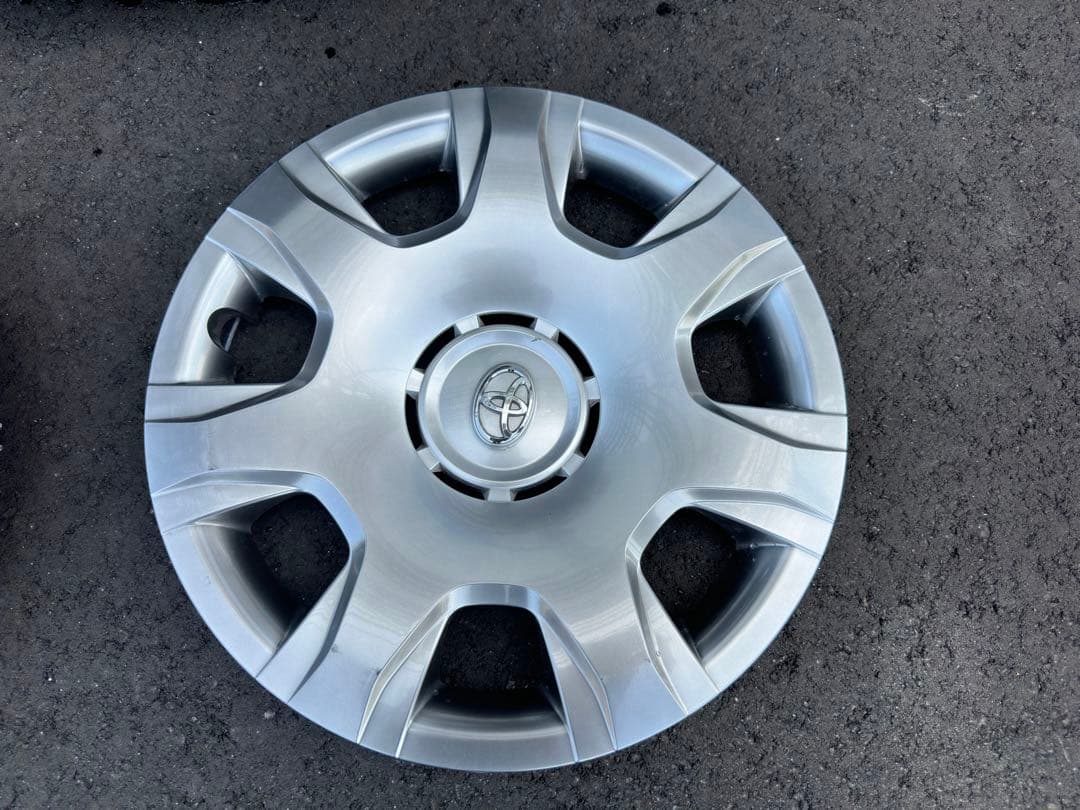 ハイエース純正ホイール
