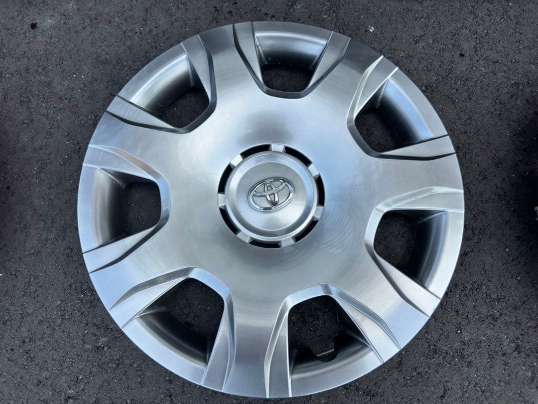 ハイエース純正ホイール