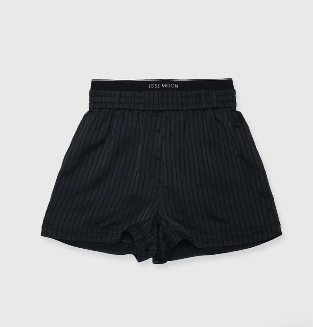 新品タグ付き　JOSE MOONサテンショートパンツ　 ブラック