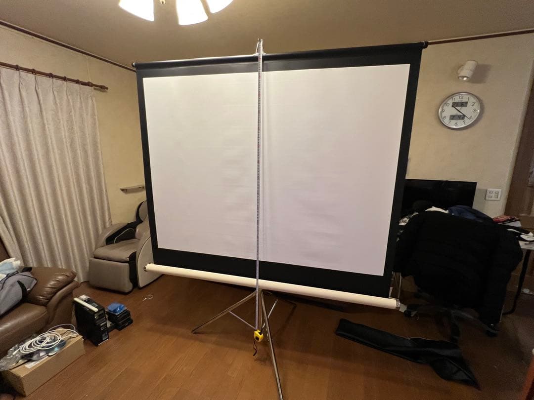 プロジェクタースクリーン 縦(約)122cm、横(約)162cm、■80インチ