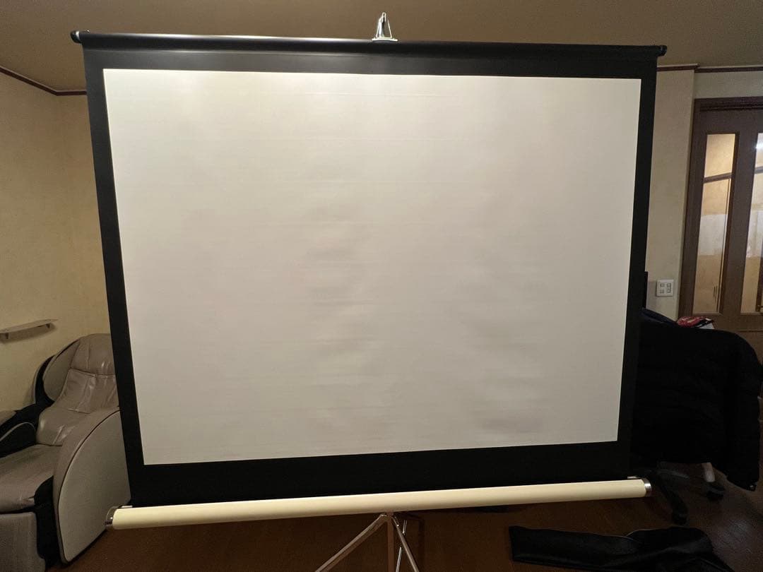 プロジェクタースクリーン 縦(約)122cm、横(約)162cm、■80インチ