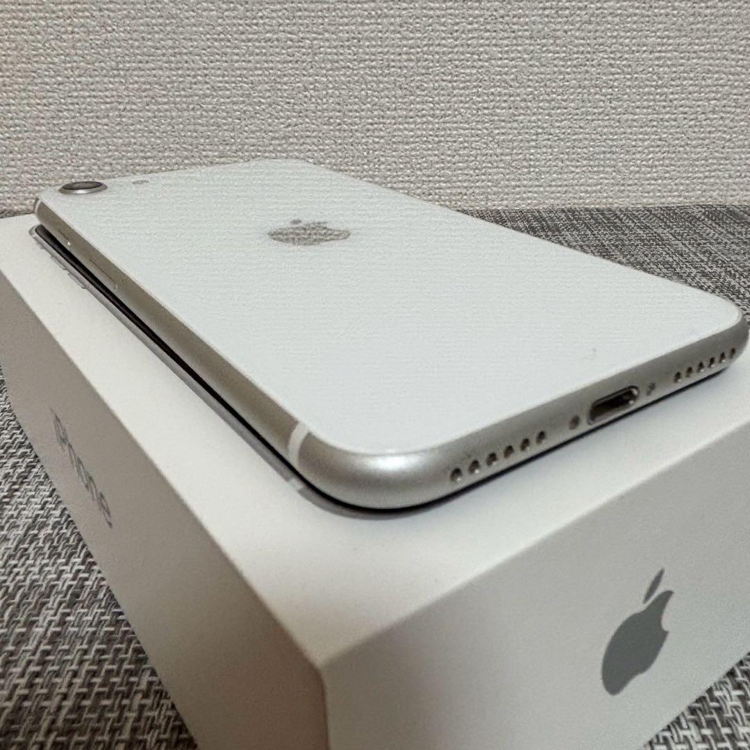 Apple iPhone SE (第2世代) ホワイト 美品 iPhoneSE2