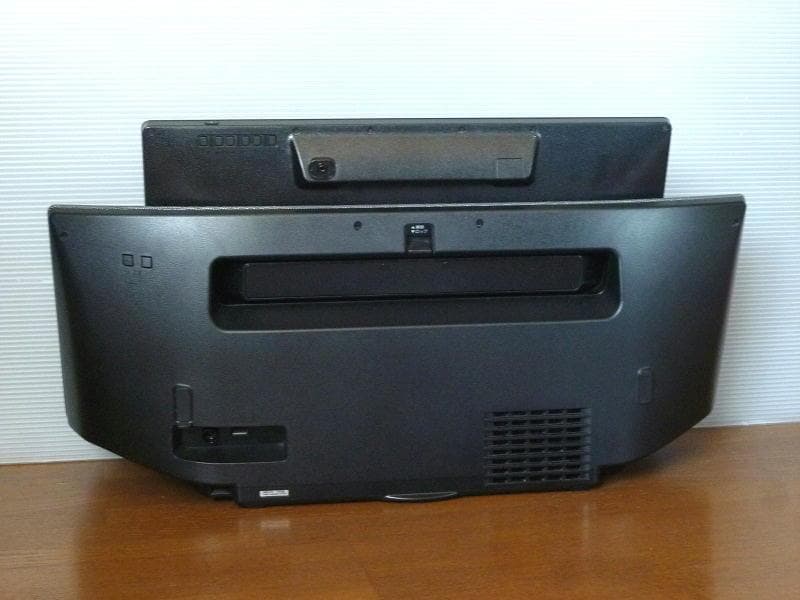 な*り様 Panasonic　プライベートビエラ　UN-19Z1　中古・動作品
