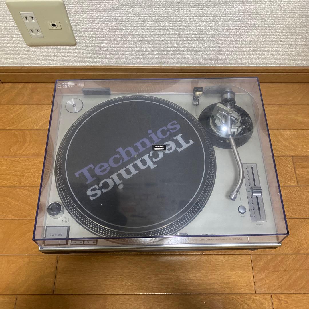 Technics SL-1200 アナログターンテーブル　SL-1200MK3D