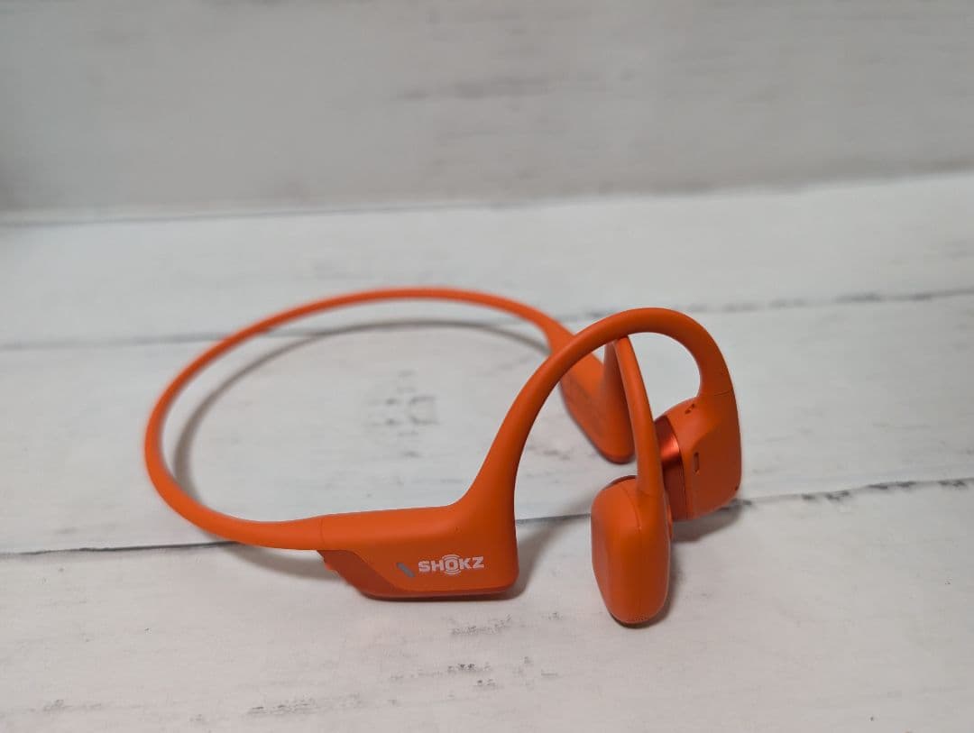 SHOKZ OPENRUN PRO2 骨伝導イヤホン オレンジ